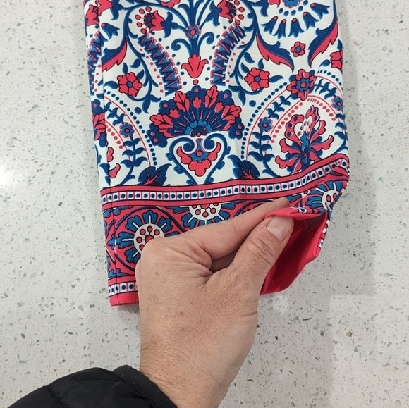 NWOT LOFT By Ann Taylor Marisa Riviera Pants Tile Print Pink Blue Crop Slim 0 - Picture 9 of 14